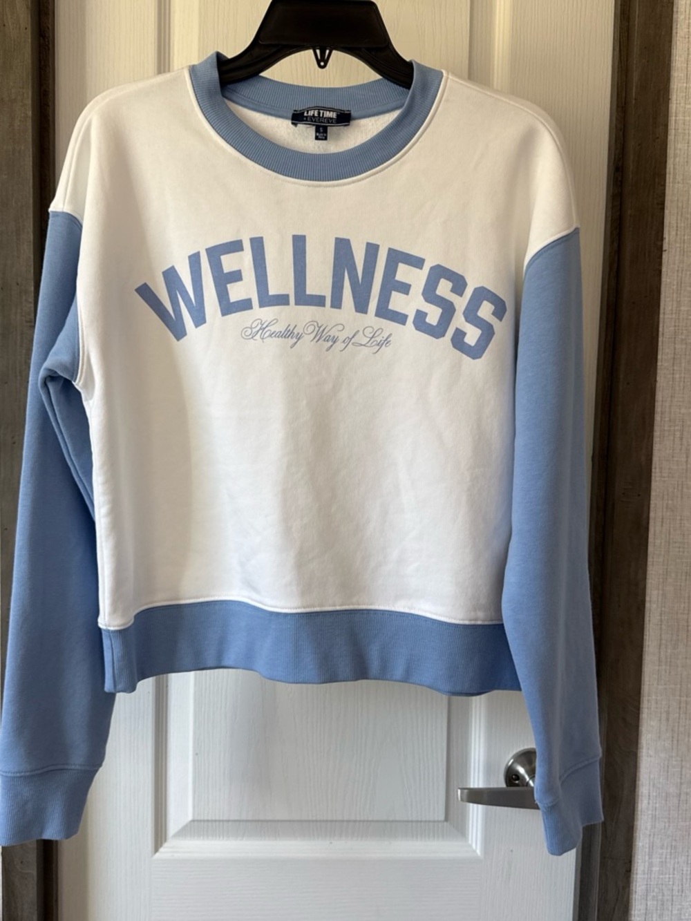 Evereve lifetime Wellness colorblock Crewneck Sweatshirt - White & Light Blue